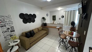 Apartment | Interior - Golden Dolphin Grand Hotel (Caldas Novas)