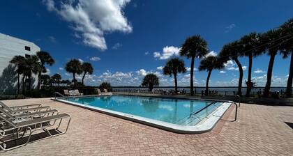 YEAR END SPECIAL 145 per night - Freshly remodeled “Searenity” at Riverside