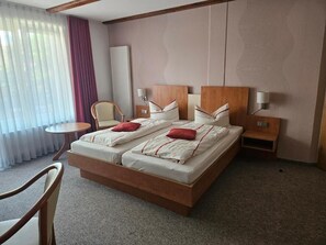 Classic Double Room | Free WiFi - Hotel zur Krone (Hasselfelde)