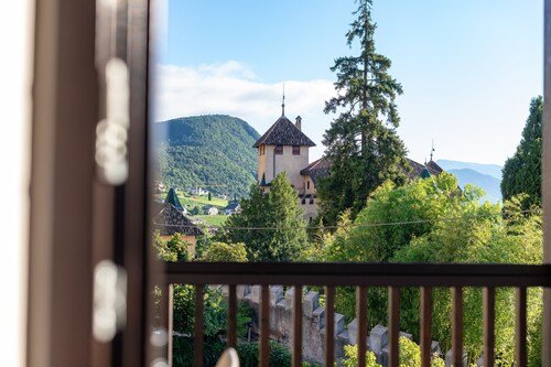 734B Mendelglück Apartments
