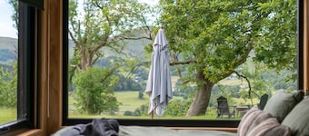 Off-Grid Woodland Retreat & Wild Sauna Near Llangollen