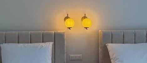 Standard Triple Room | Desk, laptop workspace, blackout curtains, iron/ironing board