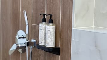 Ducha en el baño