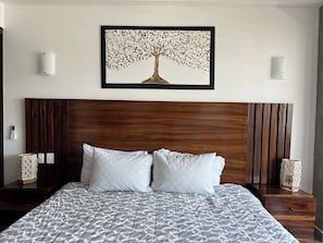 3 chambres, fer et planche à repasser, Wi-Fi, draps fournis