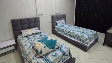 2 bedrooms