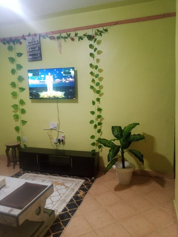 Double Room | Living area - Venguest Homes and Accomodation (Naivasha)