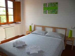 熨斗/熨衣板、WiFi、床单