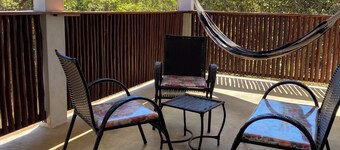 Accommodation in Olhos d Água, 2 km from the village of São Jorge