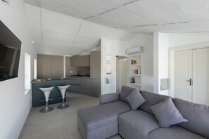 Apartment | 1 bedroom - Romantic Apartment With Terrace by Wonderful Italy (Olbia)