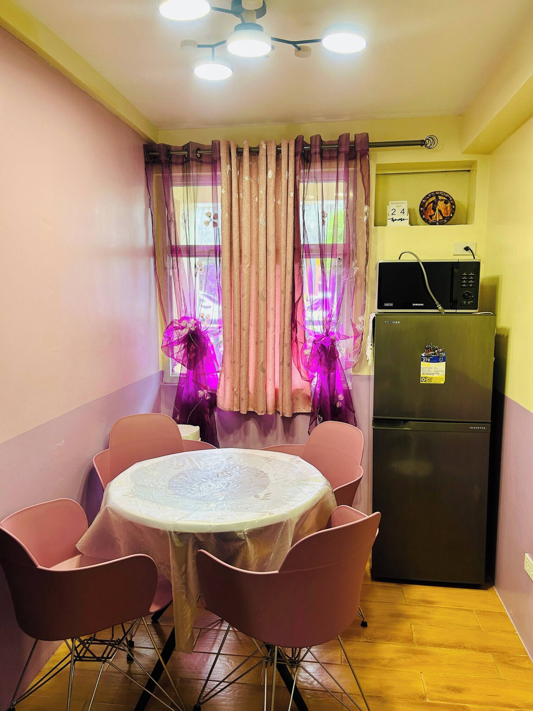 Condo, 1 Bedroom, Smoking, Balcony | Dining room