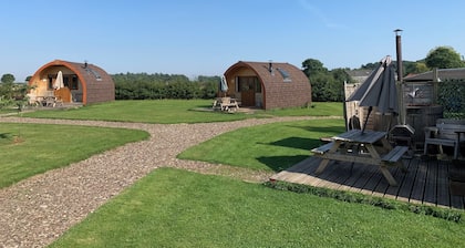 Welcoming 1-bedroom cabin in the heart of the Yorkshire Wolds
