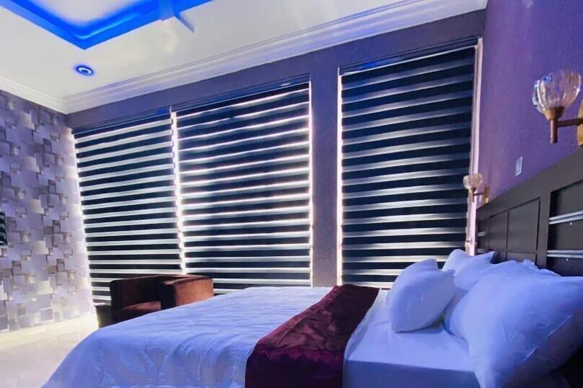 Deluxe Room, Balcony, City View