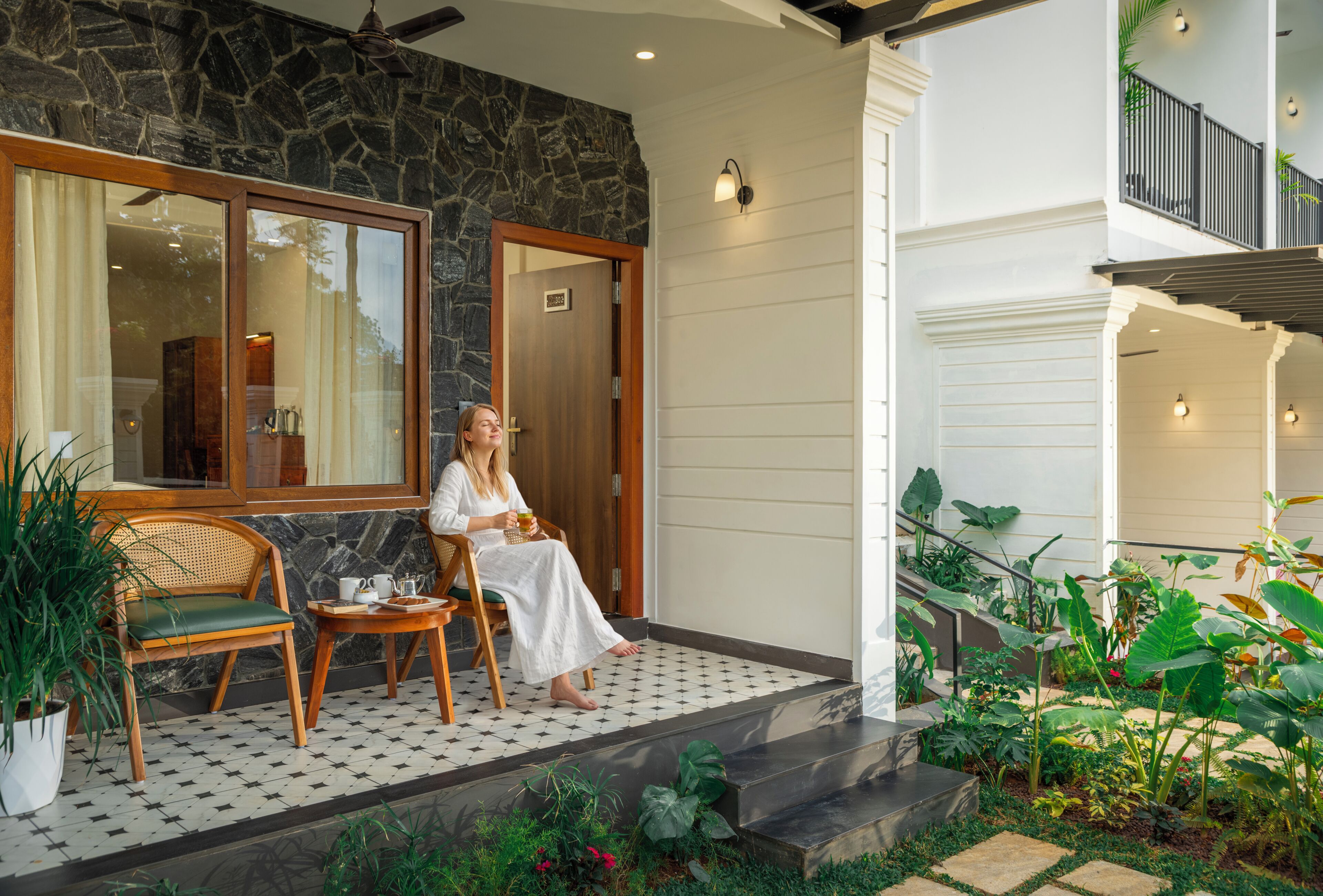 Classic Double Room, Garden View | Premium bedding, desk, blackout drapes, rollaway beds