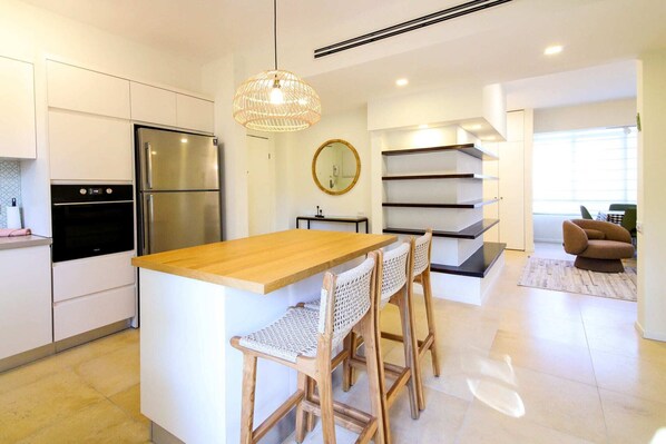 Interior - Mishmar Haam I - Two Bedroom Apartment, Sleeps 4 (Jerusalem)