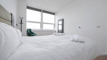 1 Schlafzimmer, Schreibtisch, Bügeleisen/Bügelbrett, Internetzugang