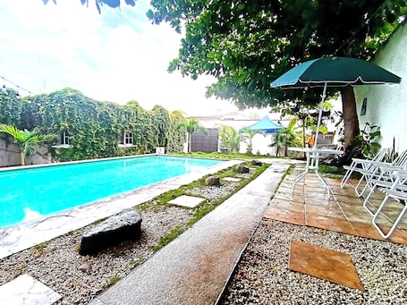 Pool. Garden House 1km pradera chiquimula