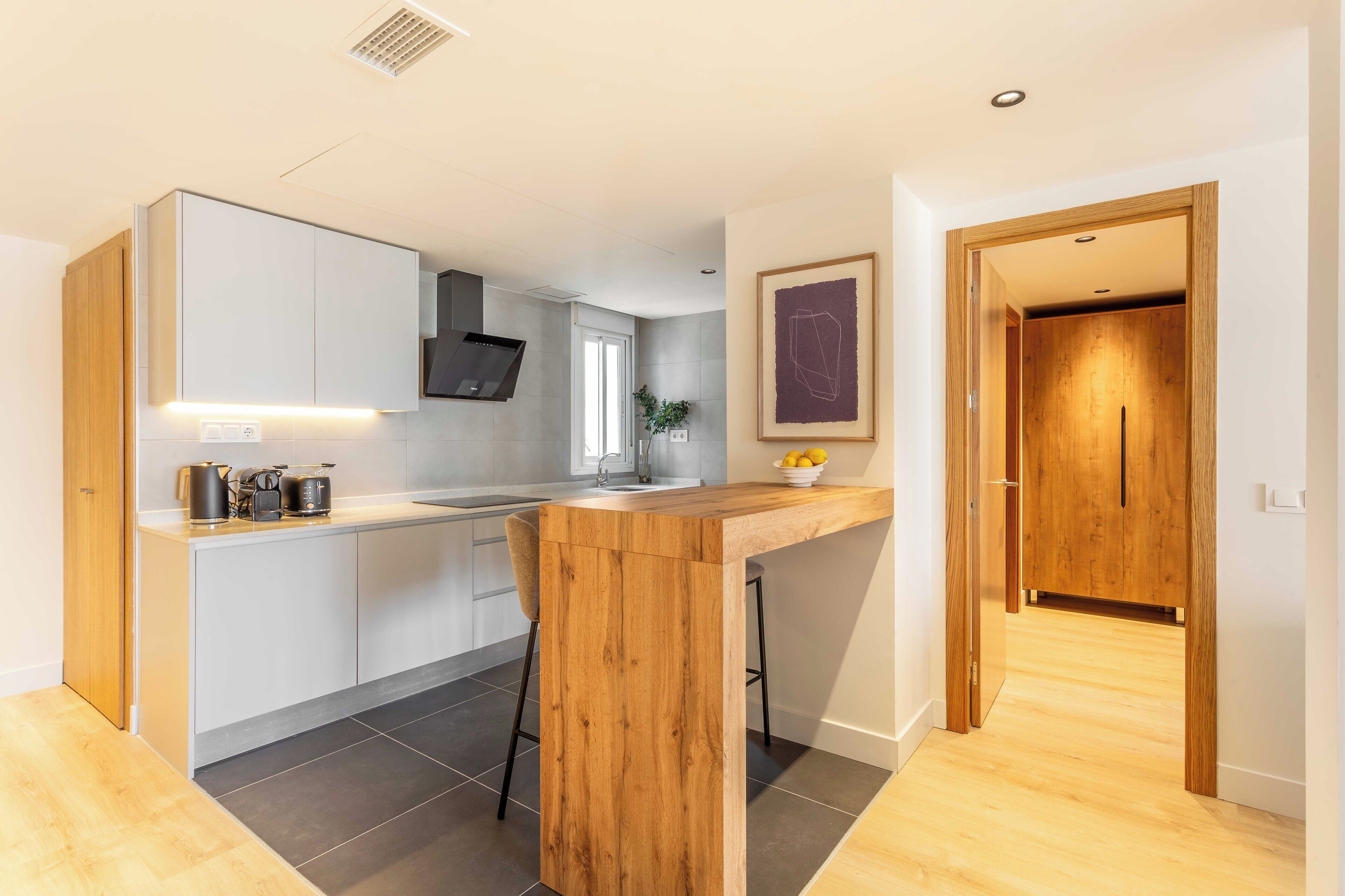 Refrigerador, microondas, parrilla de estufa y lavavajillas 