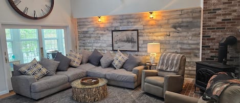 Télévision, cheminée