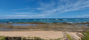 Na praia