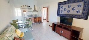 Basic Apartment | Living area - COARE0101 - Cond Aldeia Saint Sebastien (Camacari)
