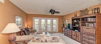 Fabulous 2-bedroom condo with AC in Punta Gorda