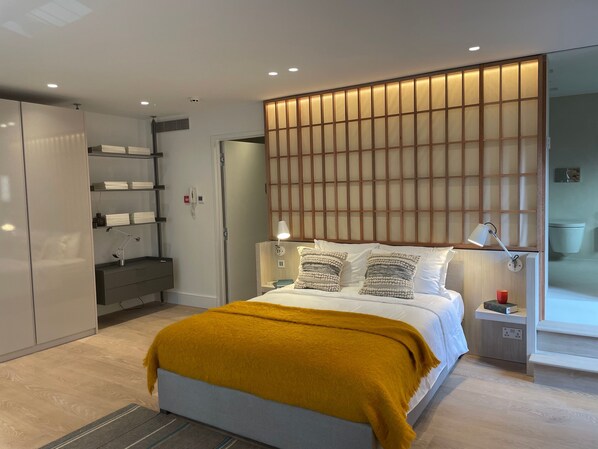 1 chambre, fer et planche à repasser, Wi-Fi gratuit, draps fournis