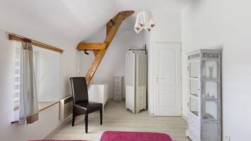 4 bedrooms, WiFi