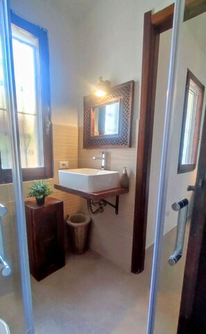 Hair dryer, towels, soap, toilet paper