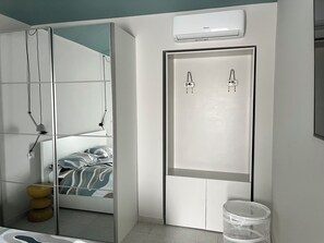 1 chambre, bureau, fer et planche à repasser, Wi-Fi gratuit