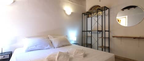 Family Apartment | Iron/ironing board, free WiFi
