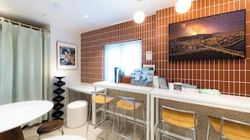 Bar lounge