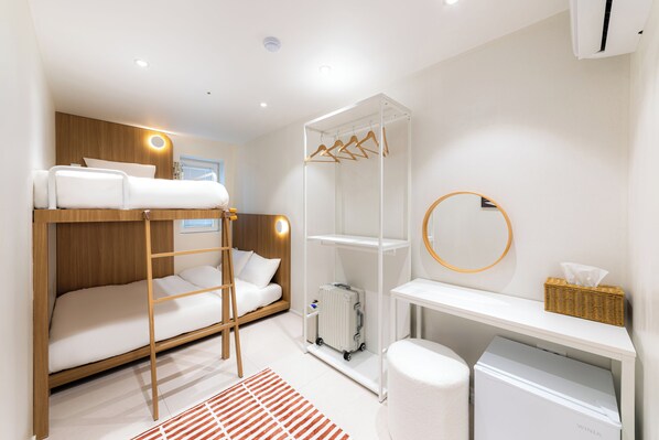 Deluxe Twin Room | Soundproofing, free WiFi, bed sheets