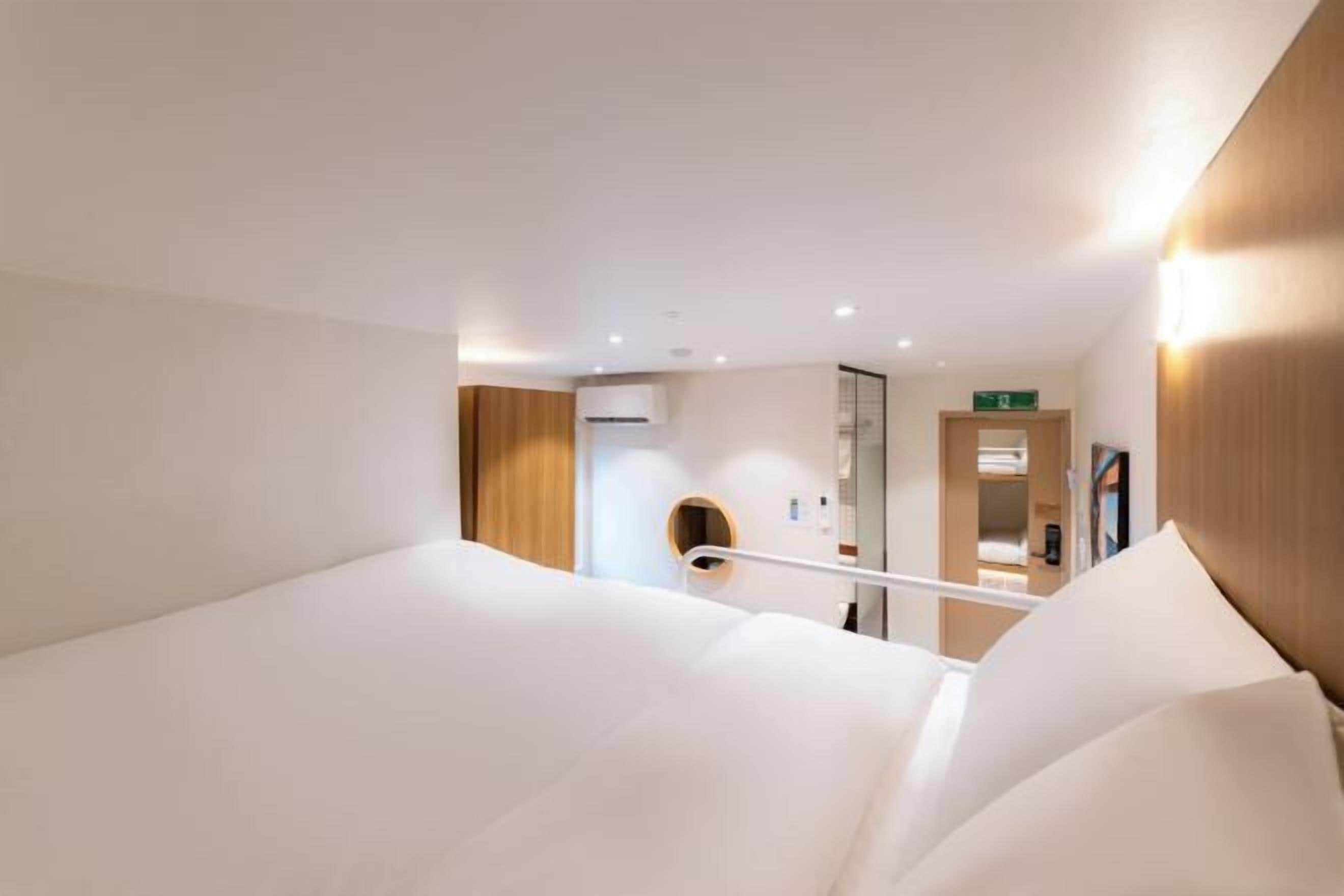 Wi-Fi gratuit, draps fournis