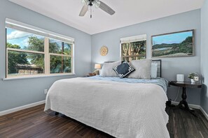 3 soverom, strykejern/-brett, wi-fi og sengetøy