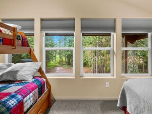 5 habitaciones, wifi y ropa de cama 