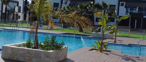 Apartment | Pool | Outdoor pool