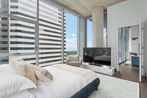 2 bedrooms, iron/ironing board, travel crib, WiFi