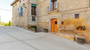 Huis, 3 slaapkamers, privébadkamer, uitzicht op bergen | Uitzicht op straat