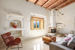 Smart-tv och eldstad