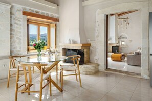 Smart-tv och eldstad