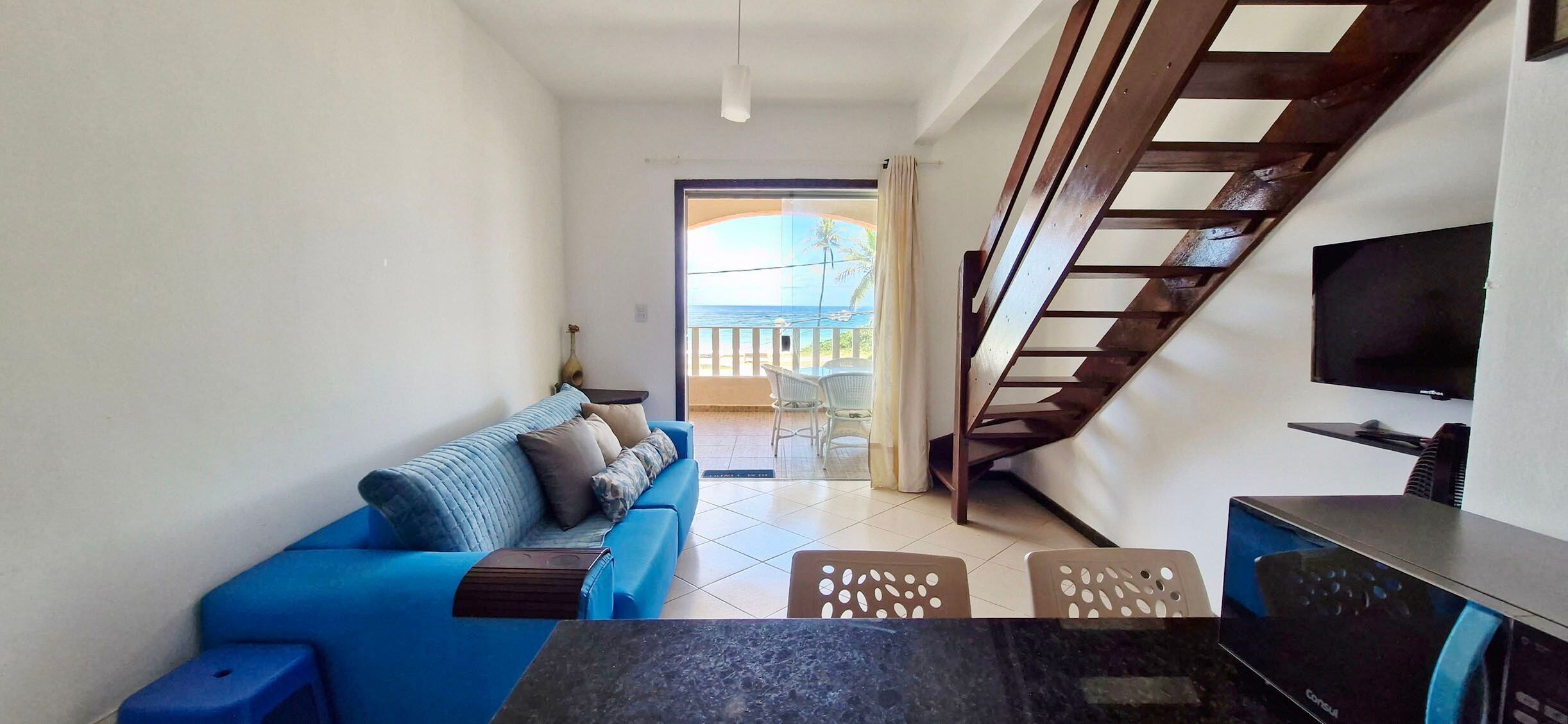 Basic Apartment | Living area