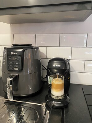 Coffee and/or coffee maker - Spacious self-contained 2-bed apartment with a fully equipped kitchen dinner. (Daws Heath)
