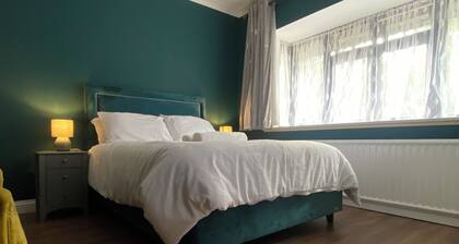 Spacious self-contained 2-bed apartment with a fully equipped kitchen dinner.