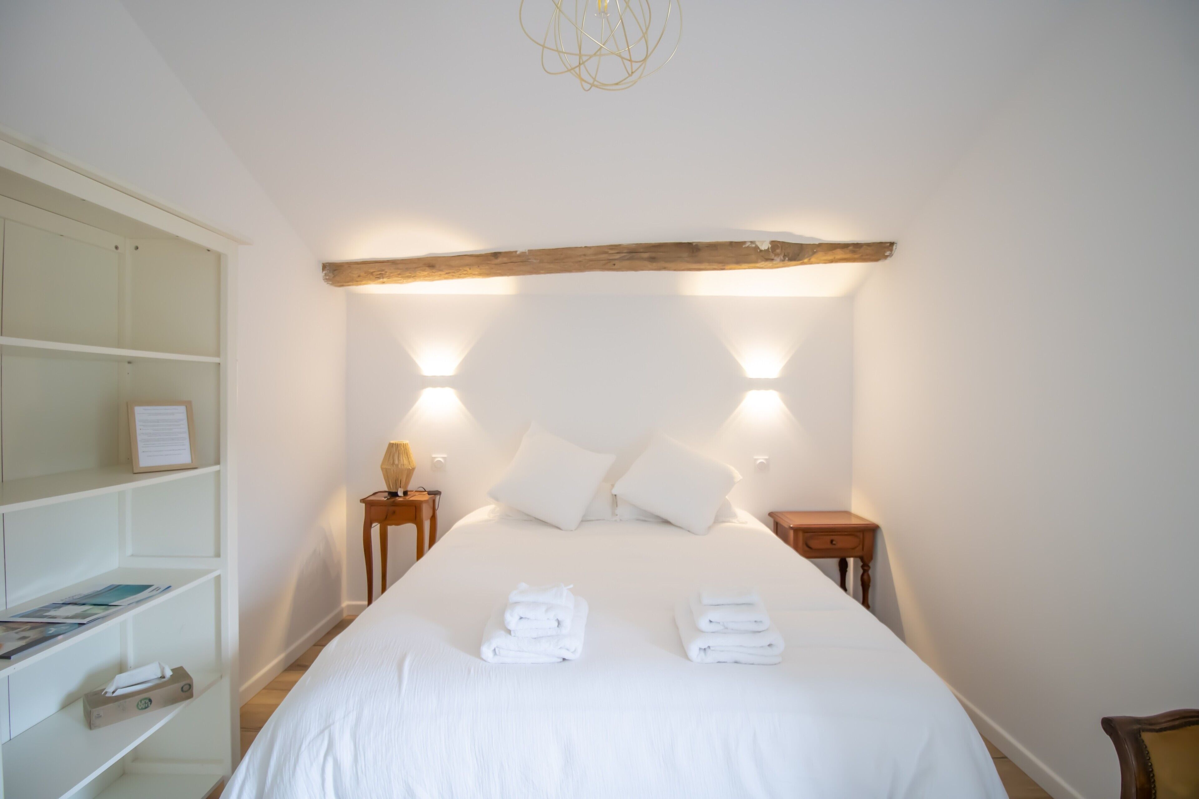 1 bedroom, WiFi, bed sheets