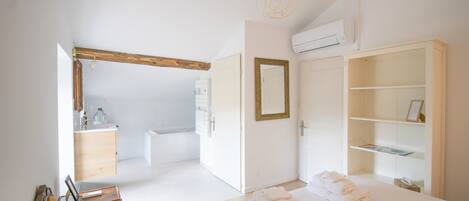 1 dormitori, wifi i roba de llit