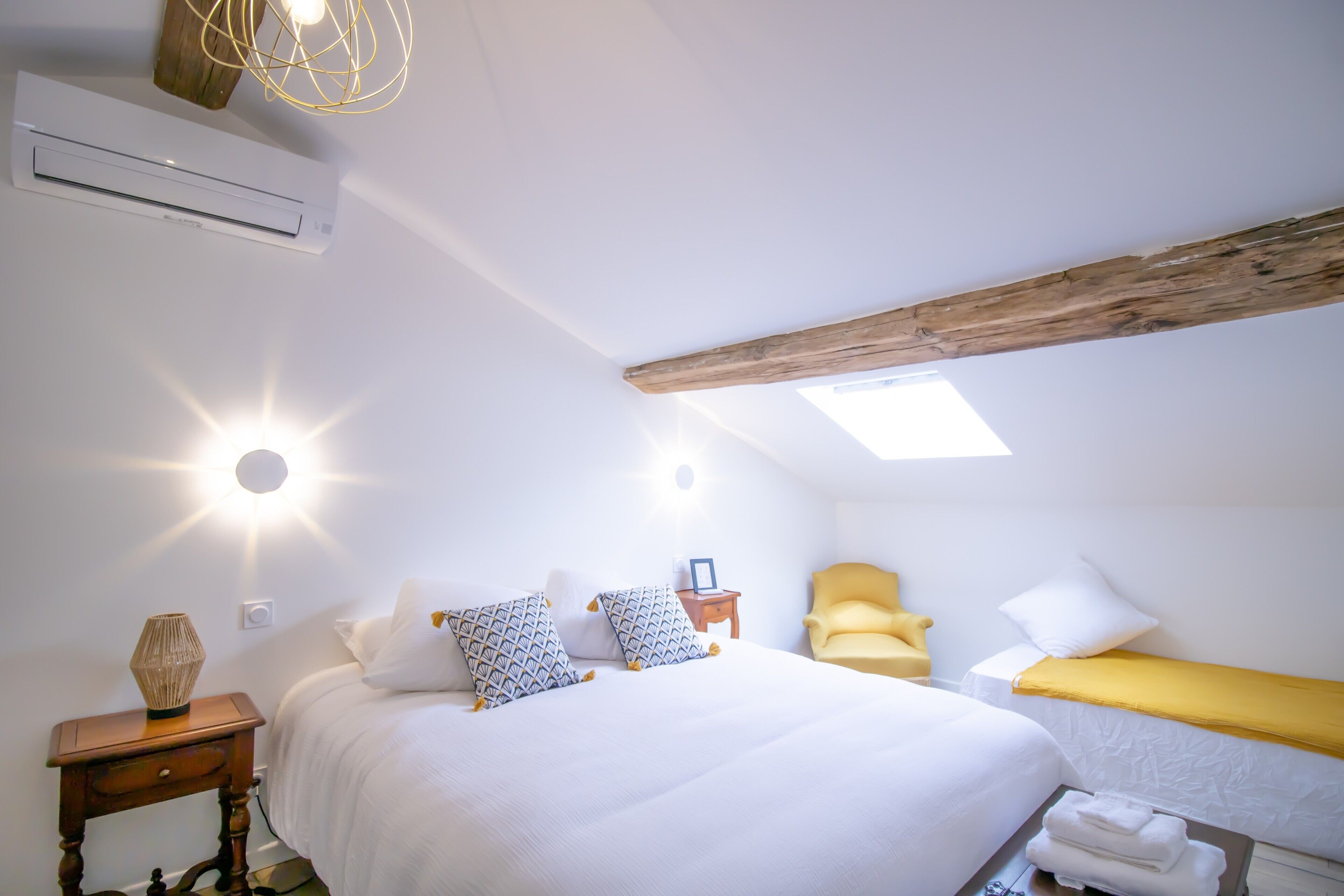 1 bedroom, WiFi, bed sheets