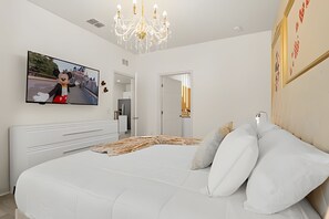 3 chambres, fer et planche à repasser, draps fournis