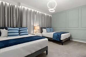 6 bedrooms, iron/ironing board, bed sheets