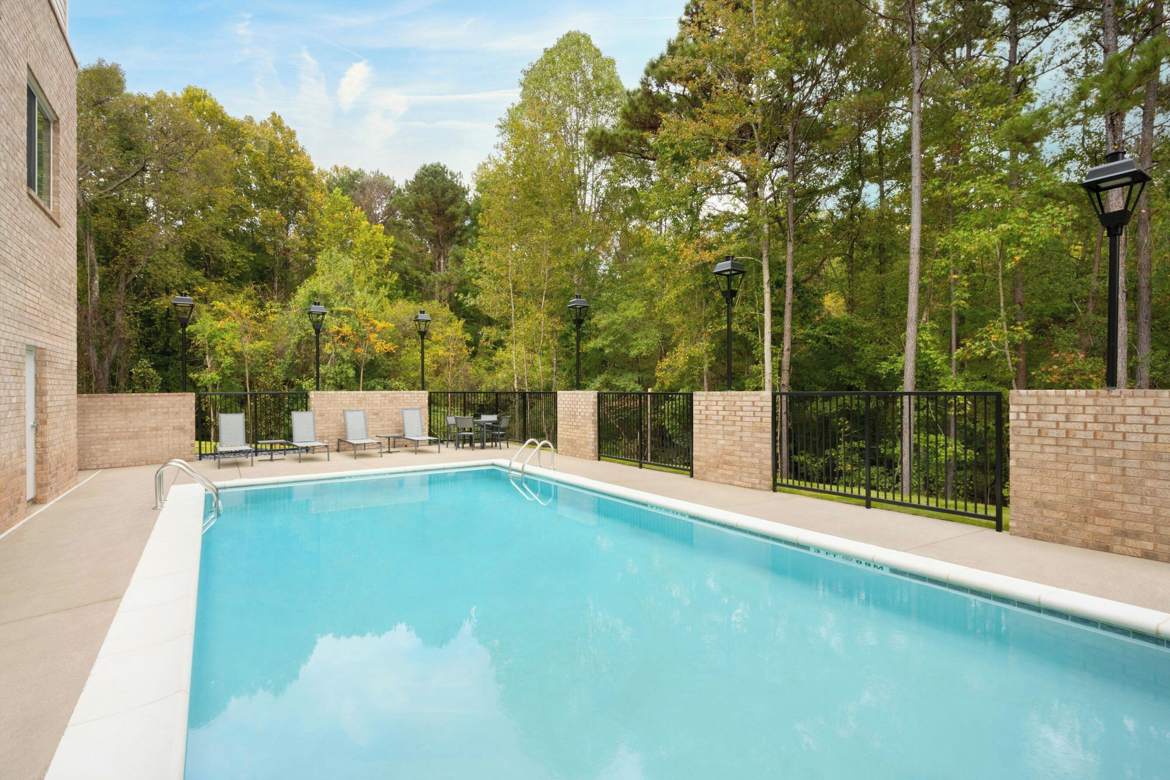 季節性室外游泳池