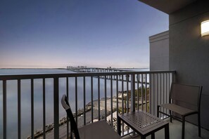 واي فاي مجانًا وملا ءات أسرّة